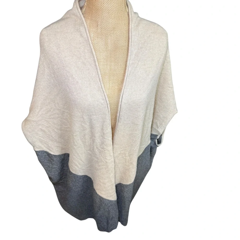 Nordstrom Beige Gray‎ Colorblock Cashmere Poncho Wrap Shawl One Size